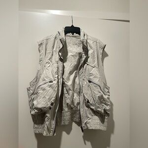 Vest Size Small NWOT